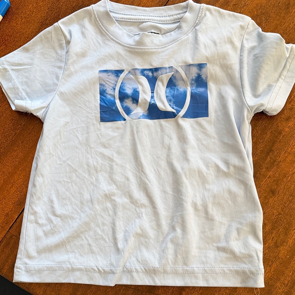 Hurley Kids Tee with Sky Blue Graphic